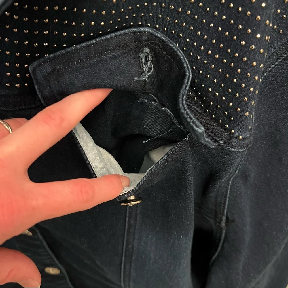 dkin Jeans Dark Wash Studded Denim Jean Jacket 3X‎ Good Condition